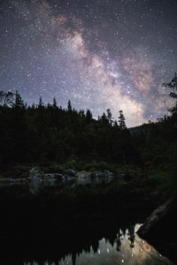night-creek-stars-usa
